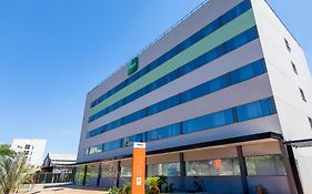 Carandá Hplus Express